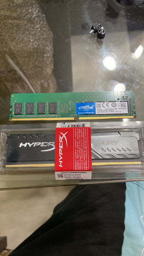 Crucial 4gb Ram Ct4g4dfs824a 1x4gb Pc4-19200 (Usado)