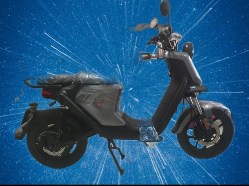 Imagen 11 de 16 de Moto