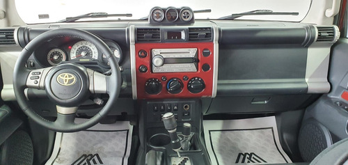 Imagen 12 de 15 de Toyota Fj Cruiser 2010 4.0 Premium At