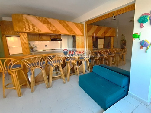 Imagen 5 de 10 de En Venta Apartamento A Remodelar Edificio Bella Vista Suites