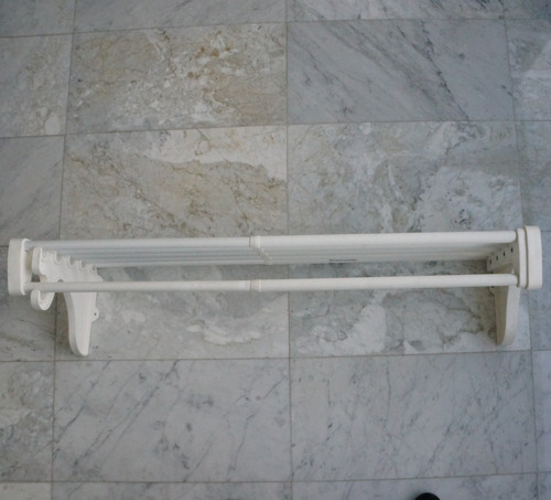 Perchero Colgador De Ropa De Extensión Variable (Usado)