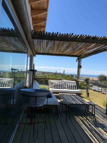 Casa En Venta De 3 Dormitorios En Punta Piedras