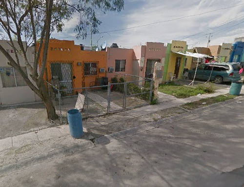 Casa En Remate Ubicada En C. Ciprés, Colinas De San Juan(colinas De La Morena), Cdad. Benito Juárez, N.l. Sk04