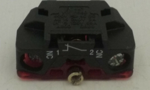 Allen Bradley 800e-2x01 Latch Mount Contact Block 3amp 3 Bbd