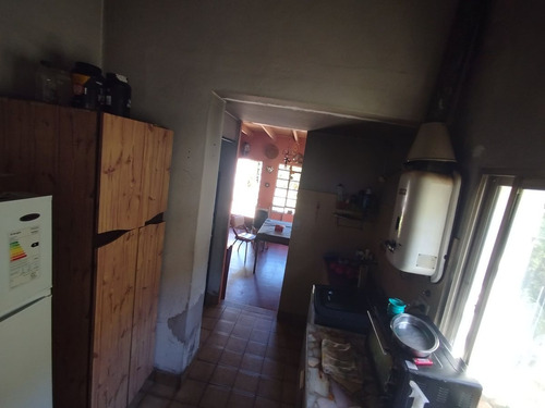 Venta Casa 4 Ambientes Lomas De Zamora Fondo Libre