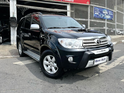 Toyota Hilux SW4 3.0 SRV 4X4 7 LUGARES 16V TURBO INTERCOOLER