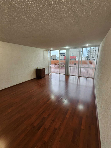Edificio Para Remodelar Con Local Comercial