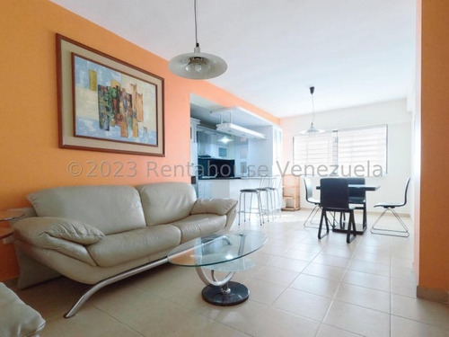 Imagen 29 de 30 de María Reyes Vende, Espectacular Apartamento Amoblado, En El Este De La Ciudad, El Edificio Cuenta Con Planta Eléctrica Y La Cocina Es Moderna