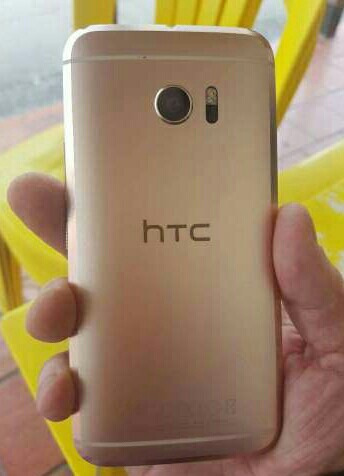 Original Htc One M 10 Memoria 32gb Ram 4gb 5,2  3000 Dorado