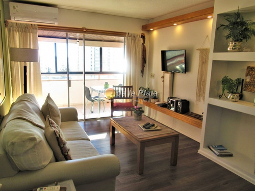 Departamento Reciclado Con Vista Al Mar!!- Ref: 13638