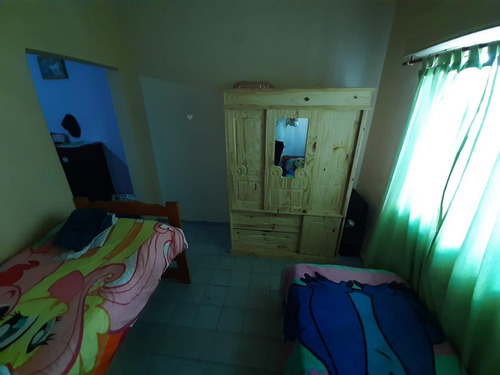 Imagen 4 de 19 de Casa De 3 Dormitorios - Barrio Triángulo