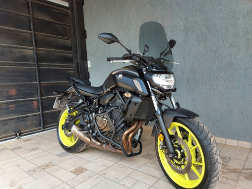 Imagen 2 de 4 de Yamaha Mt07