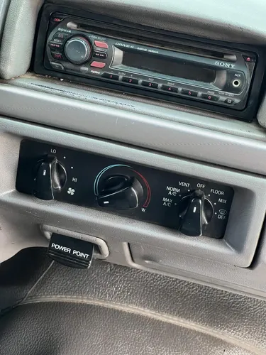 Ford Bronco 5.0 Xlt