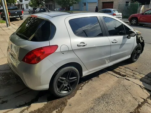 Peugeot 308 Sport 2015 -chocado-