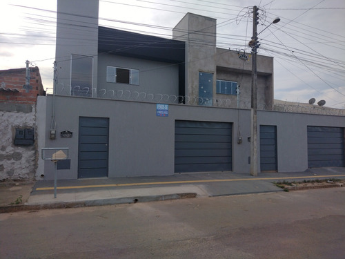 Casa/sobrado 3 Quartos Próximo Terminal Do Garavelo