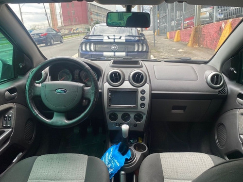 Imagem 8 de 9 de Ford Fiesta 2013 1.6 Se 5p