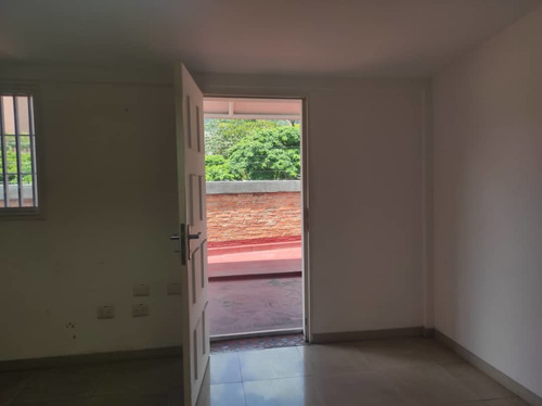 Imagen 14 de 15 de La Trinidad Casa Para Oficina O Comercio En Alquiler