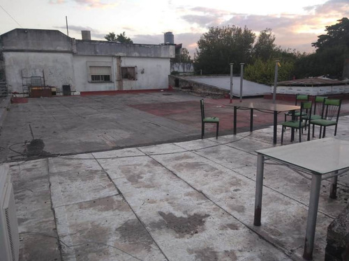 Imagen 6 de 10 de Local Con Vivienda En Venta En Ituzaingo Sur