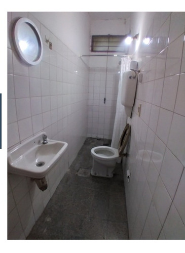 Imagen 4 de 5 de Local Comercial De 28mts2 Barrio Goes