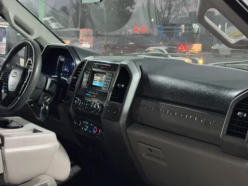 Ford F-250 XL SUPER DUTY