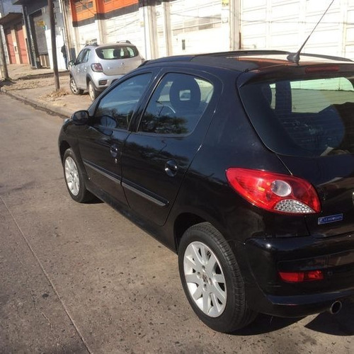 Peugeot 207 1.6 110 Feline 5p
