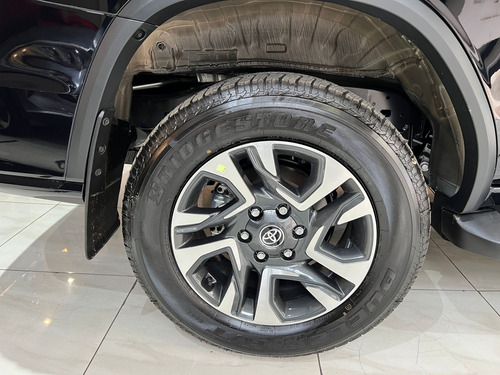 Toyota Hilux SW4 2.8 D-4D TURBO DIESEL SRX PLATINUM 7L 4X4 AUTOMÁTICO