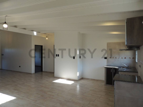 Casa En Venta En Los Talas, Berisso - 3 Dormitorios Y 2 Baños
