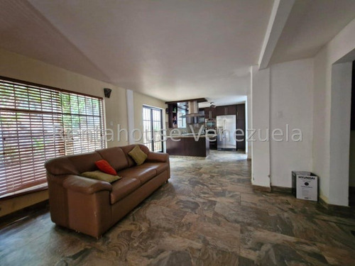 Vendo Casa En Urbanización El Castaño, Código 25-6628 Cm Leer Descripción