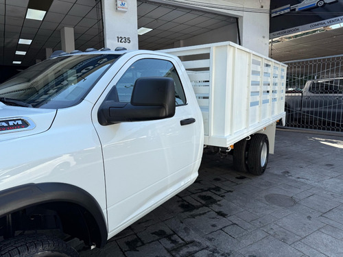 Ram4000 5.7 Chasis Cabina Pl 4x2 Mt 2024