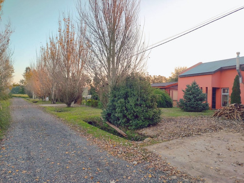 Casa De 3 Dormitorios En Venta Arana La Plata