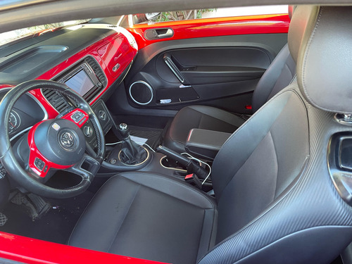 Volkswagen Beetle 2.5 Sportline Mt
