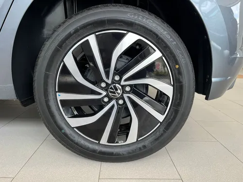 Volkswagen Polo High Line