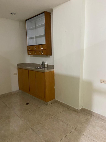 Imagen 5 de 13 de Se Alquila Local Comercial