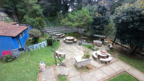 Imagen 9 de 30 de Vendo Hermosa Y Amplia Casa, Ubicada En Un Lugar De Ensueño, Rodeada De Naturaleza, Excelente Precio, 3 Salas, 4 Dormitorios, Alta Plusvalia Y Seguridad