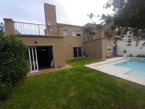 Imagen 2 de 13 de Casa En Venta En Montecristo