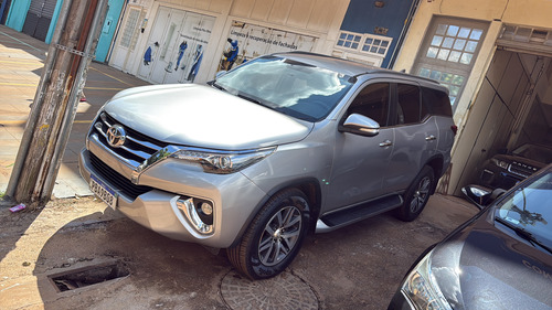 Toyota SW4 2.8 Tdi Srx 7l 4x4 Aut. 5p