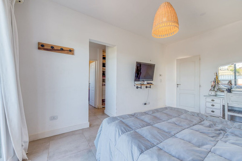 Venta Casa 5 Amb. BÂș San Benito - Benavidez