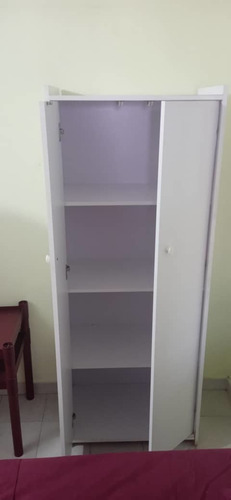 Imagen 5 de 8 de Amplia Habitación En San Jacinto 0414691042