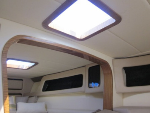 Intermarine Cougar 42 Mercedes Megatech 2x400 Hp 1993. Caier