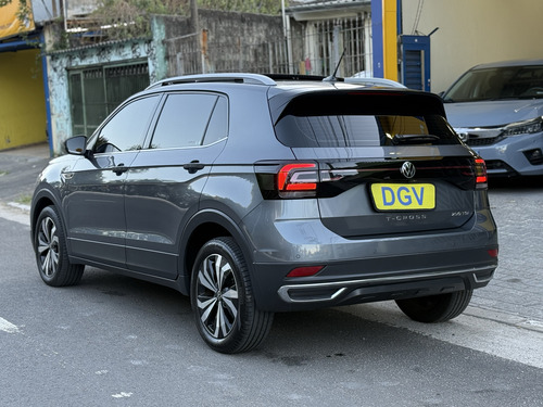 Volkswagen T-Cross 1.4 250 TSI TOTAL FLEX HIGHLINE AUTOMÁTICO
