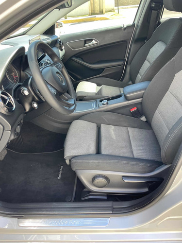 Imagen 10 de 11 de Mercedes-benz Clase A 2016 1.6 200 Cgi Style Mt