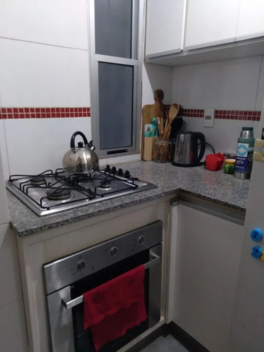 Imagen 5 de 11 de Imperdible Venta! 2 Dormitorios, Patio, B/g, Centro!!
