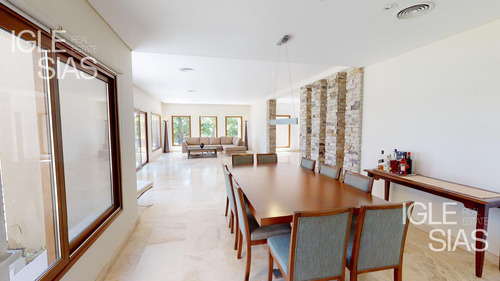 Importante Propiedad En El Golf Nordelta - Venta Y Alquiler Al Lago Central