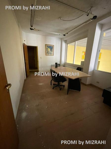 Imagen 12 de 21 de Edificio Comercial - Pompeya