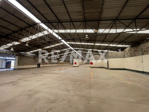 Renta De Nave Industrial De 10,000 M2