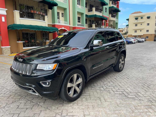 Imagen 2 de 15 de Jeep Grand Cherokee Overland Americana