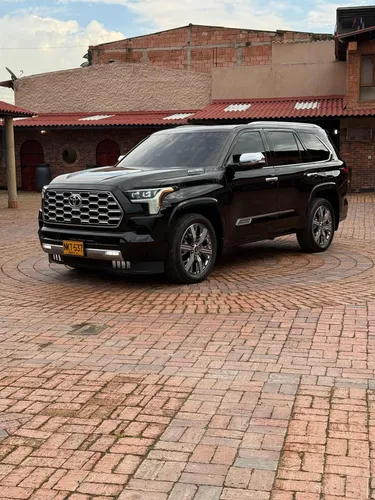 Toyota Sequoia 3.5 V6 Capstone