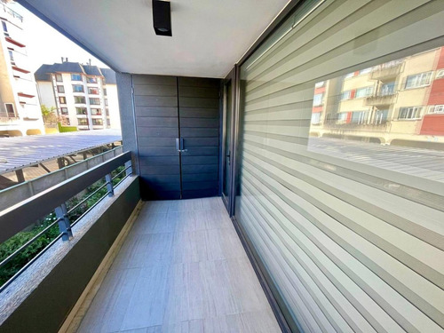 Moderno Departamento Amoblado 2d / 2b