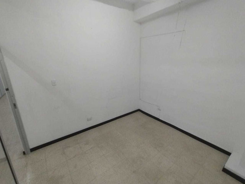 Imagen 4 de 18 de Local En Arriendo Pasajes Centro De Pereira 4854761