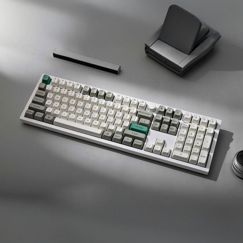 Teclado Mecanico Keychron Q6 Max (q6mp1) 100% , 104 Keys , Full Ensamble , Rgb , Knob , Hotswap , Bluetooth / 2.4ghz / Cableado , Switch Gateron Jupiter Red , Ingles Us , Color White Shell